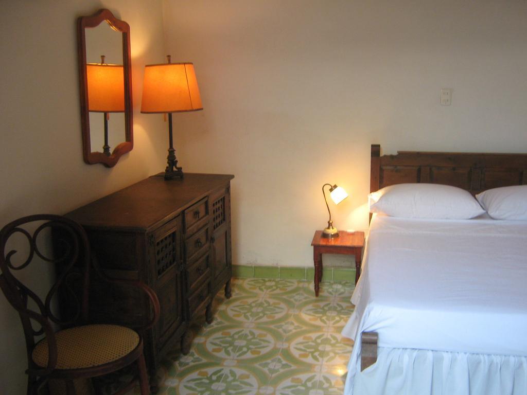 הונדה Hotel Casa Belle Epoque חדר תמונה